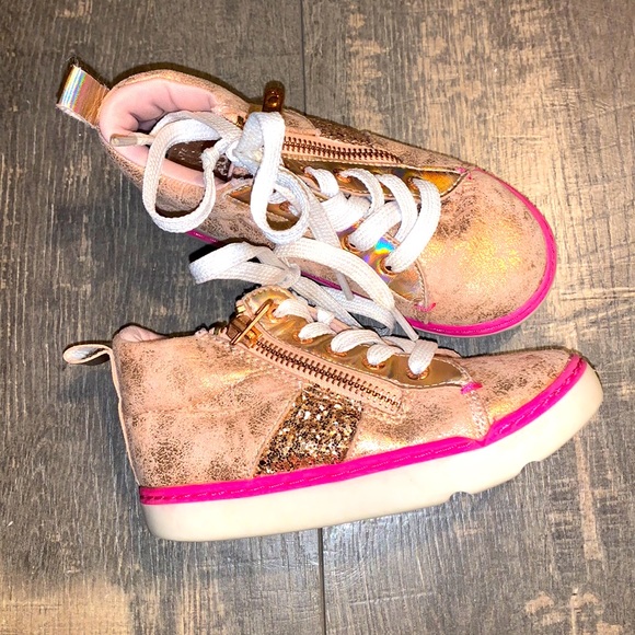 Ortholite Pull for wide feet rose gold sneakers - Picture 1 of 4